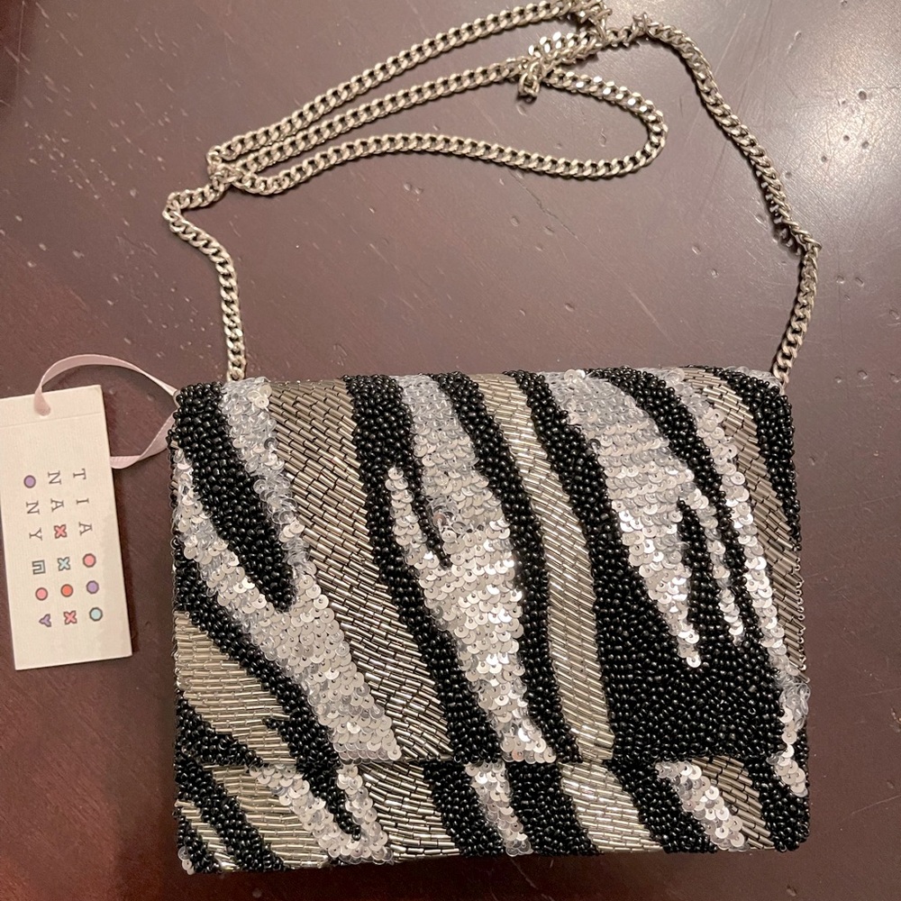 NWT Tiana NY Hand Beaded/Sequin Black Grey Silver Crossbody Bag - Picture 3 of 9
